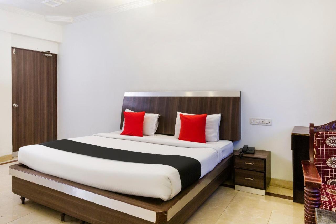 Capital O 69831 Hotel Mount Heera Ченай Екстериор снимка