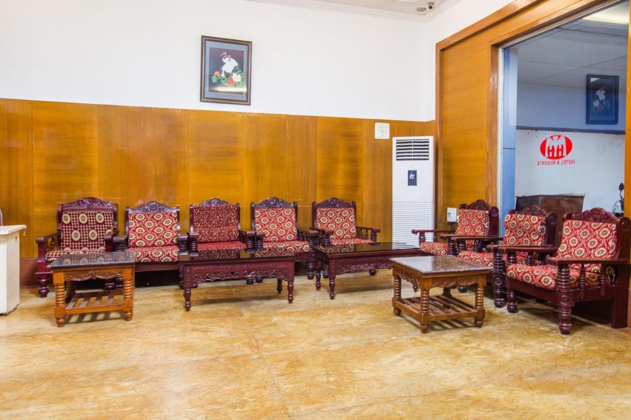 Capital O 69831 Hotel Mount Heera Ченай Екстериор снимка